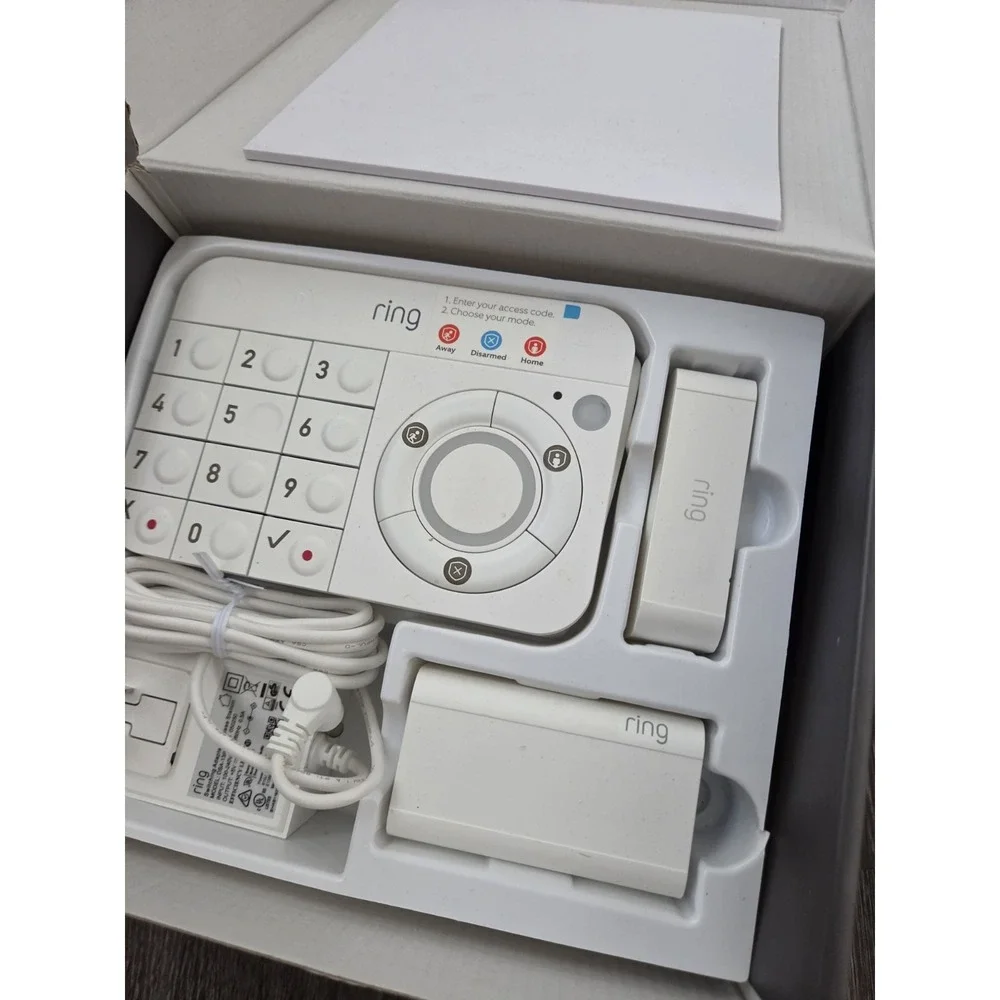 NEW IN OPEN BOX * Ring Alarm 5 Piece Kit (1st Gen) Home Security System